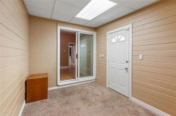444 Burrows Avenue, Winnipeg, MB R2W2A1 Photo 20