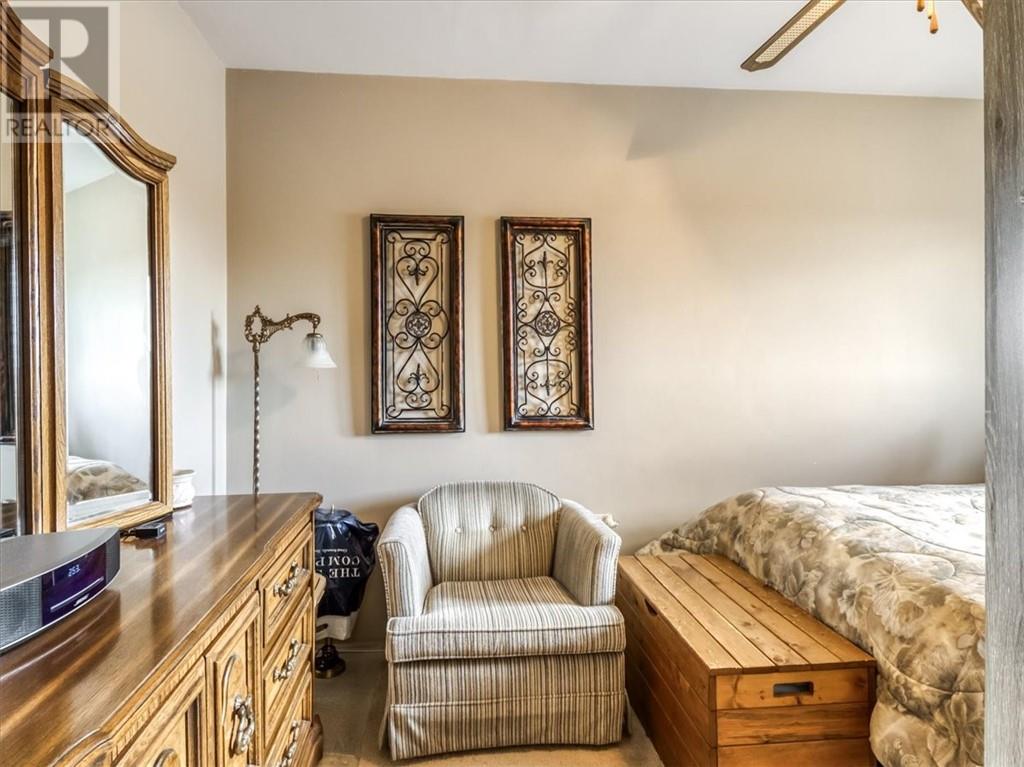 1492 Regent Street - 17
