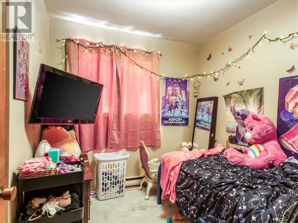 1492 Regent Street - Image 35