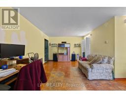 2811 - 5 Massey Square, Toronto, ON M4C5L6 Photo 11
