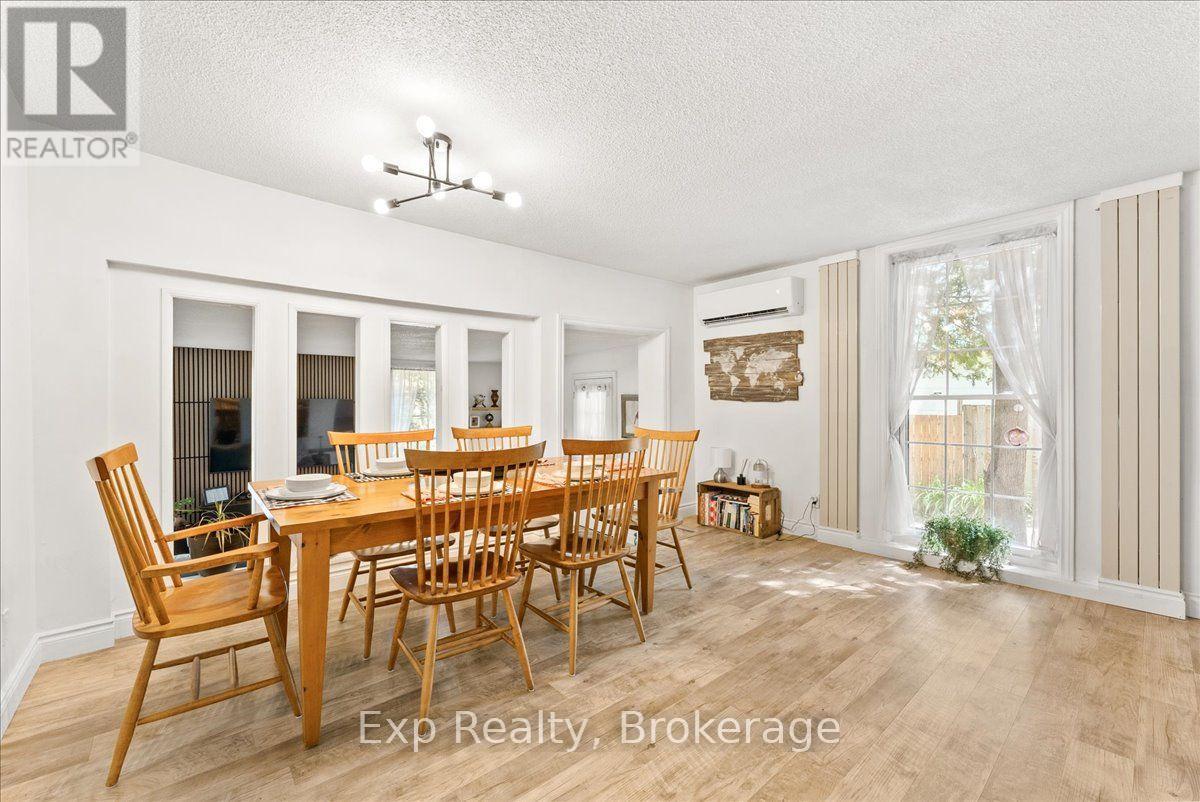 26 SHERBOURNE STREET N - Image 14