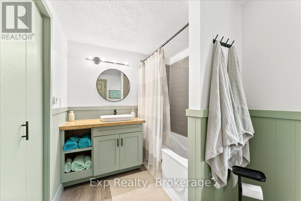 26 SHERBOURNE STREET N - Image 23