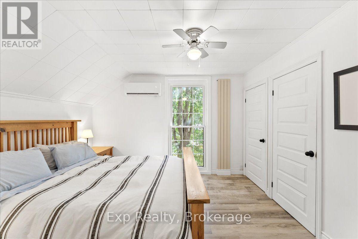 26 SHERBOURNE STREET N - Image 33
