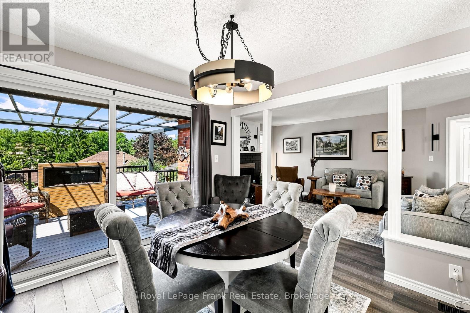 1846 STRATTON AVENUE - 10