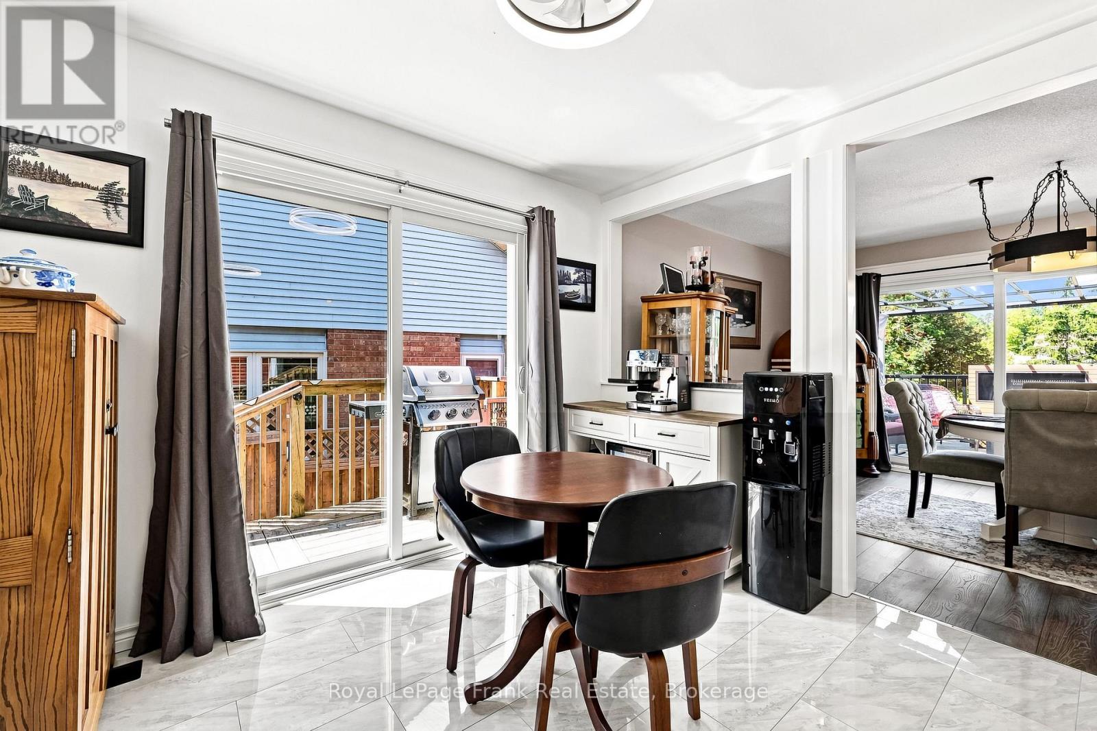 1846 STRATTON AVENUE - 11