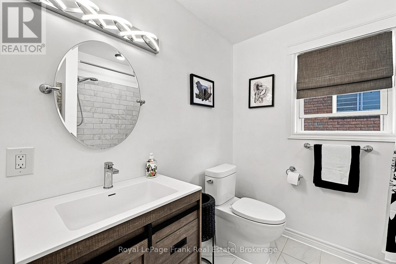 1846 STRATTON AVENUE - 22
