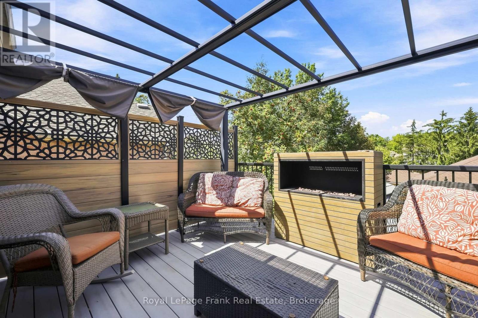 1846 STRATTON AVENUE - 33