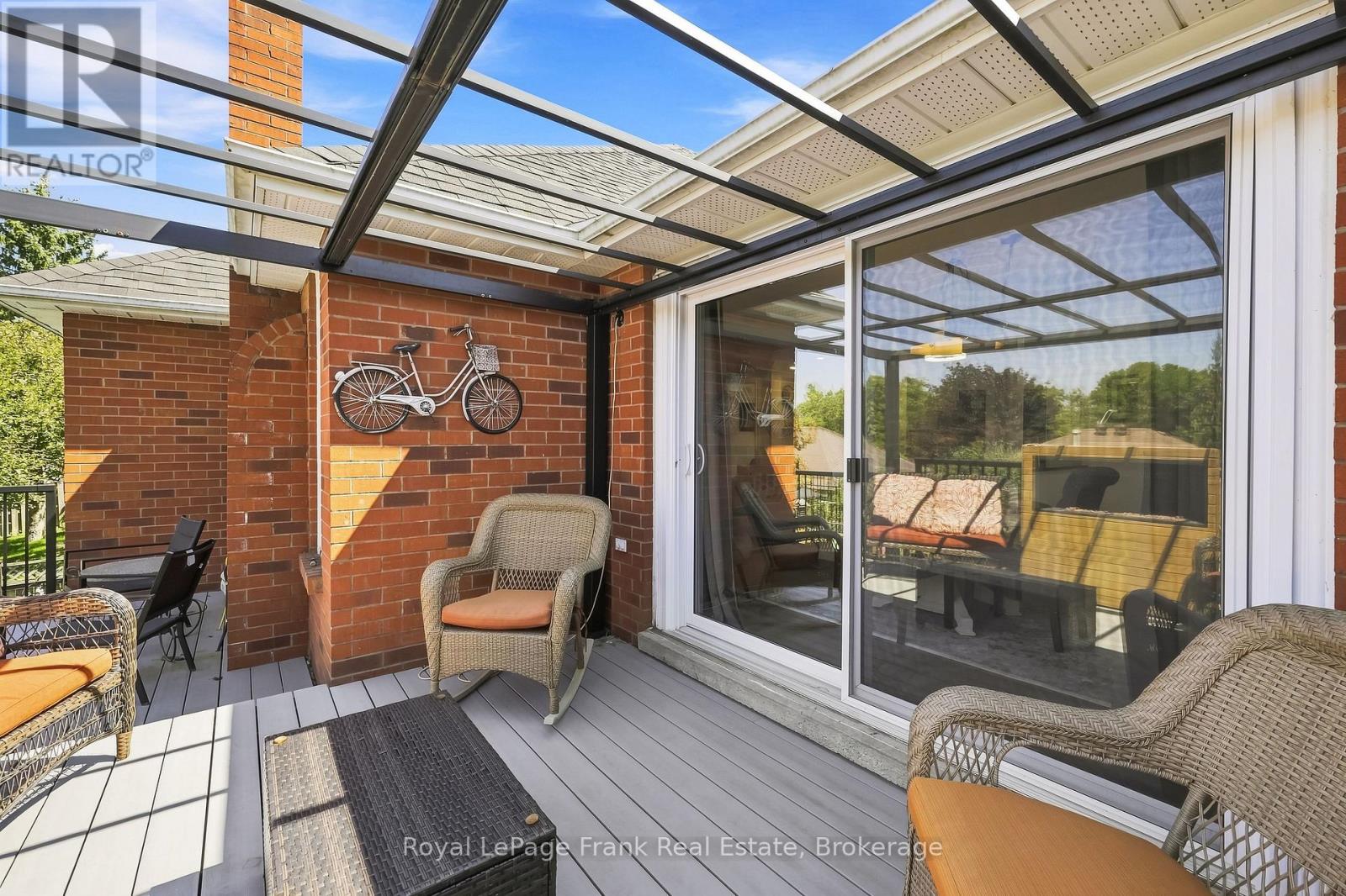 1846 STRATTON AVENUE - 34