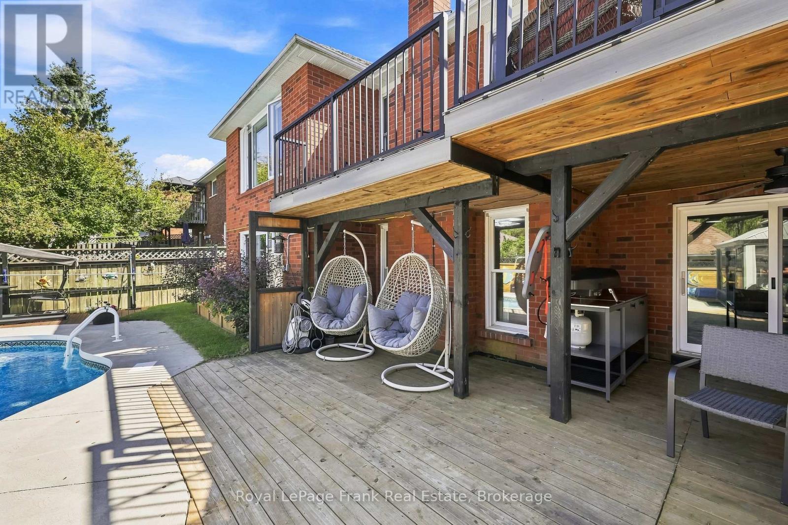 1846 STRATTON AVENUE - 38