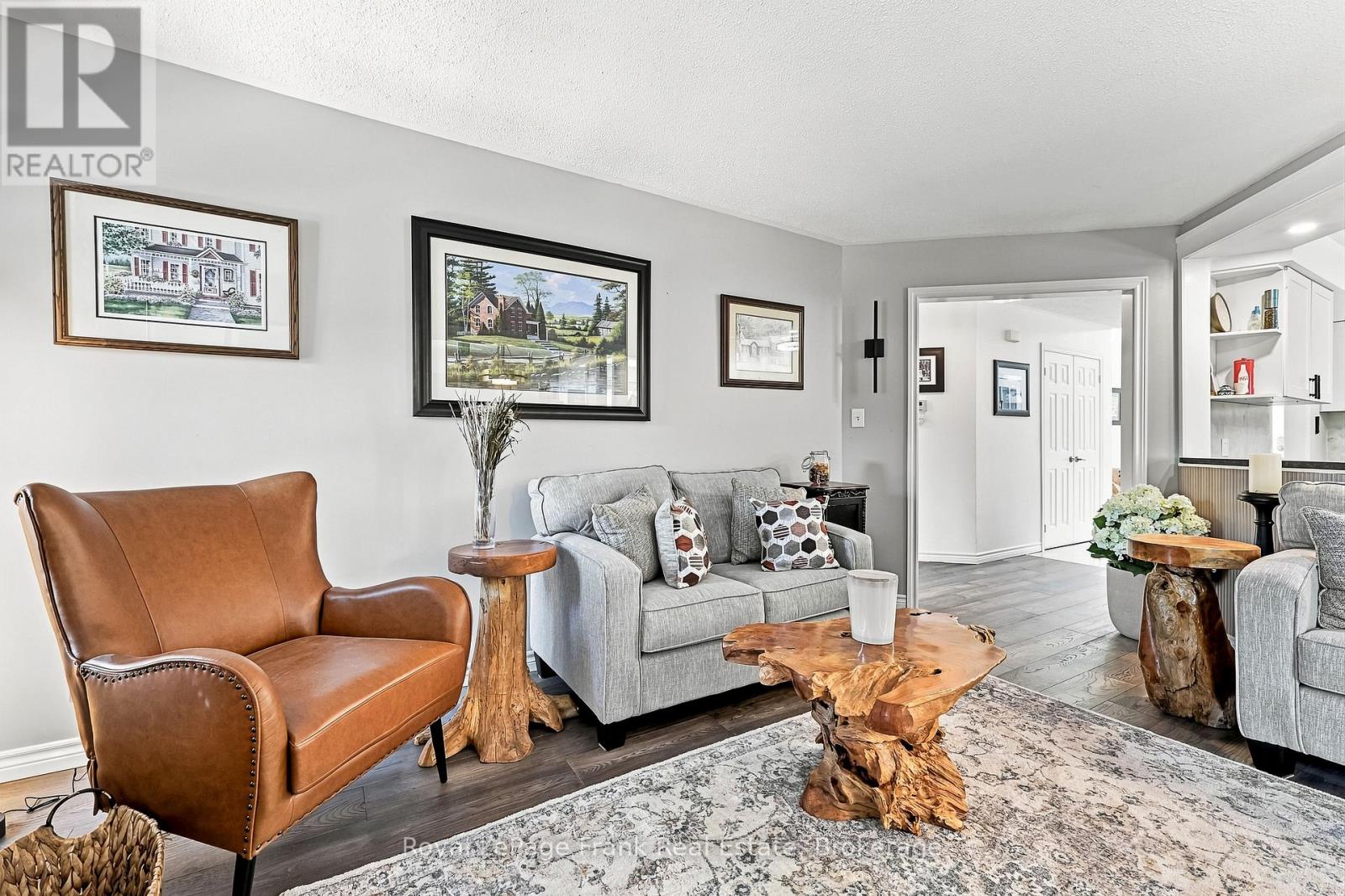 1846 STRATTON AVENUE - 8