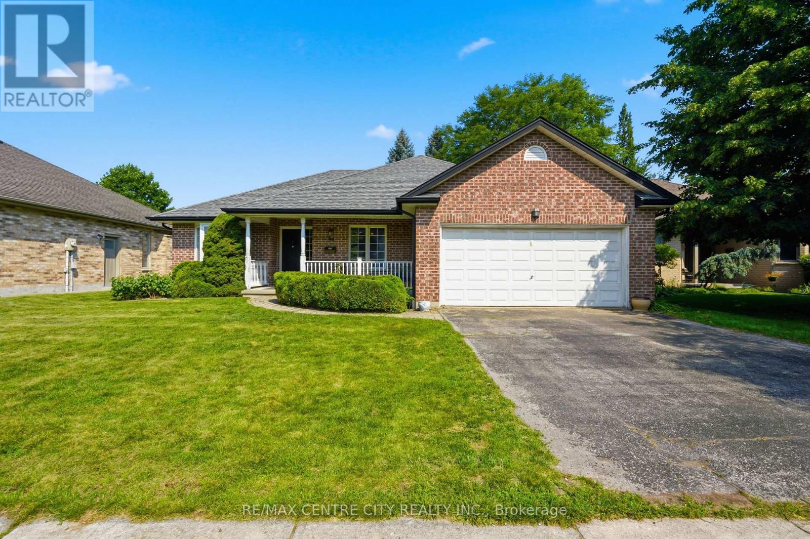 90 Moraine Crescent, London North (North A), Ontario, N6G4Z1, London North (North A), Ontario — photo 2 of 5