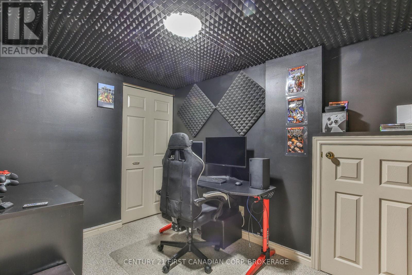 217 SELDON STREET - Image 33