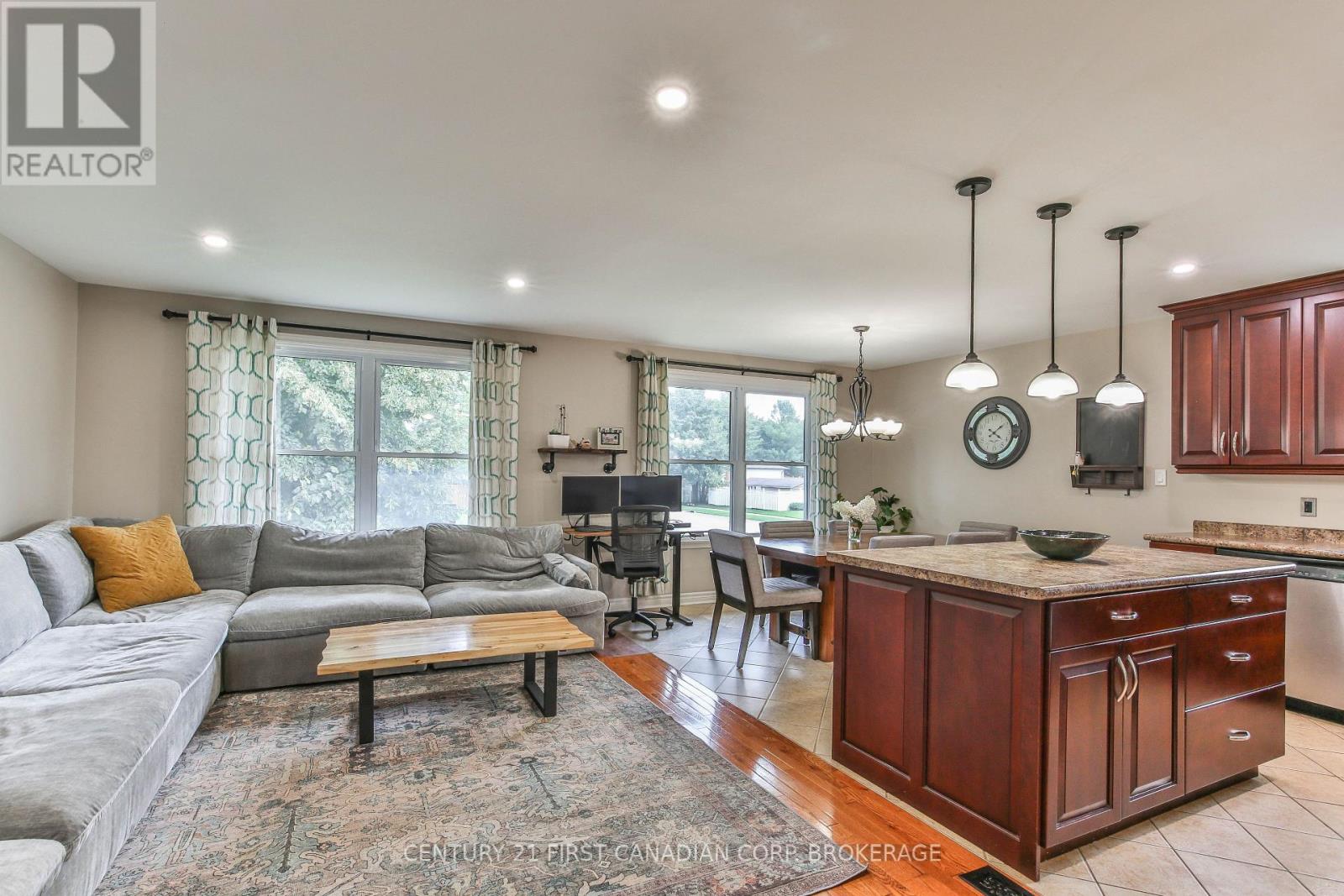 217 SELDON STREET - 8