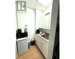Unit 102 - 12 Gleneyre Street thumbnail 7