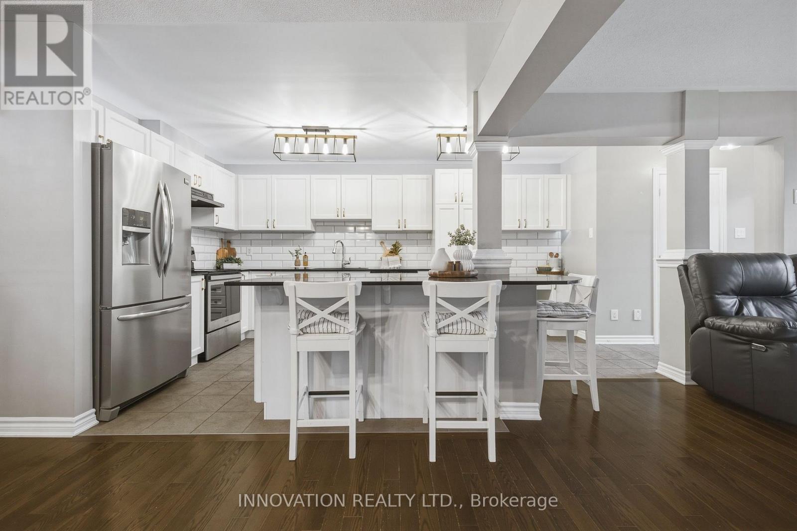 366 MEADOWBREEZE DRIVE - Image 15