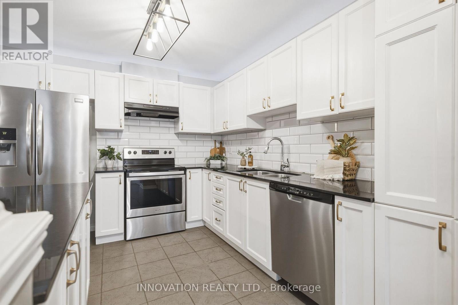 366 MEADOWBREEZE DRIVE - 17