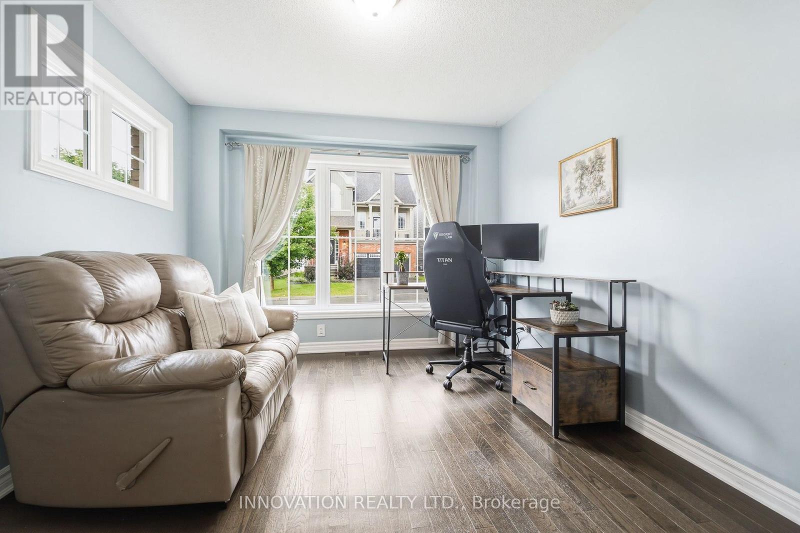 366 MEADOWBREEZE DRIVE - Image 19