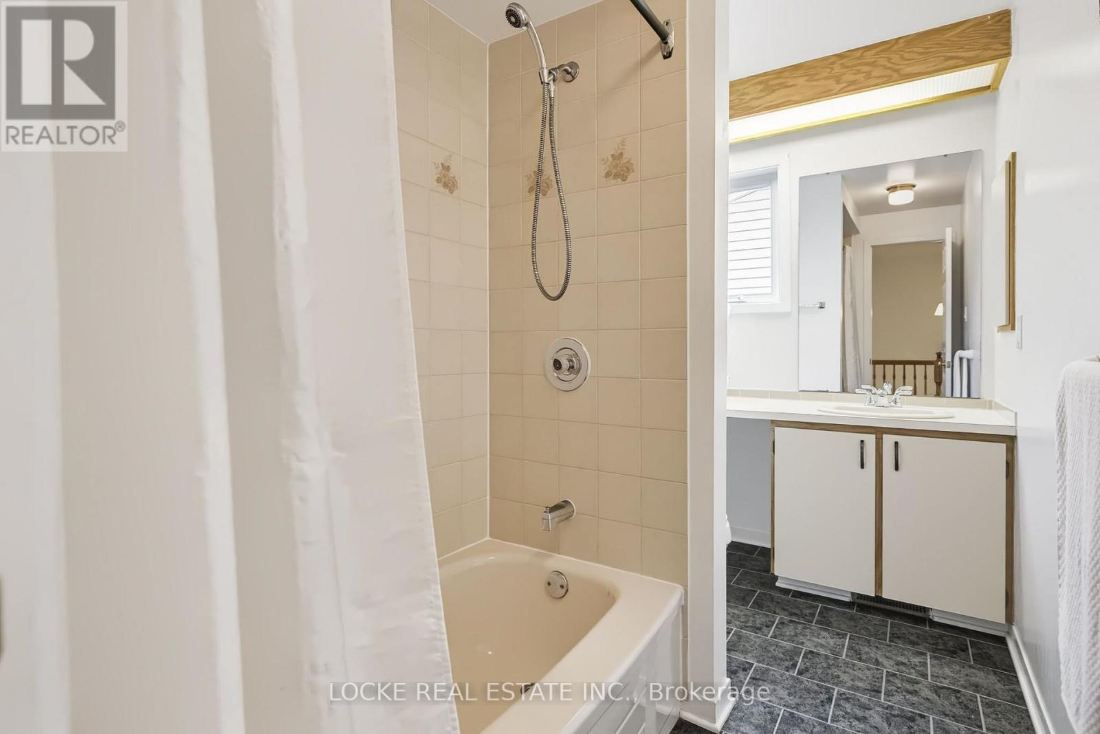 6068 RIDGELEA PLACE - Image 29
