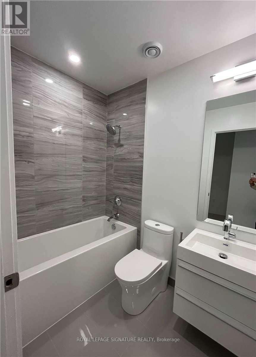 #308 39 ROEHAMPTON AVENUE - 10
