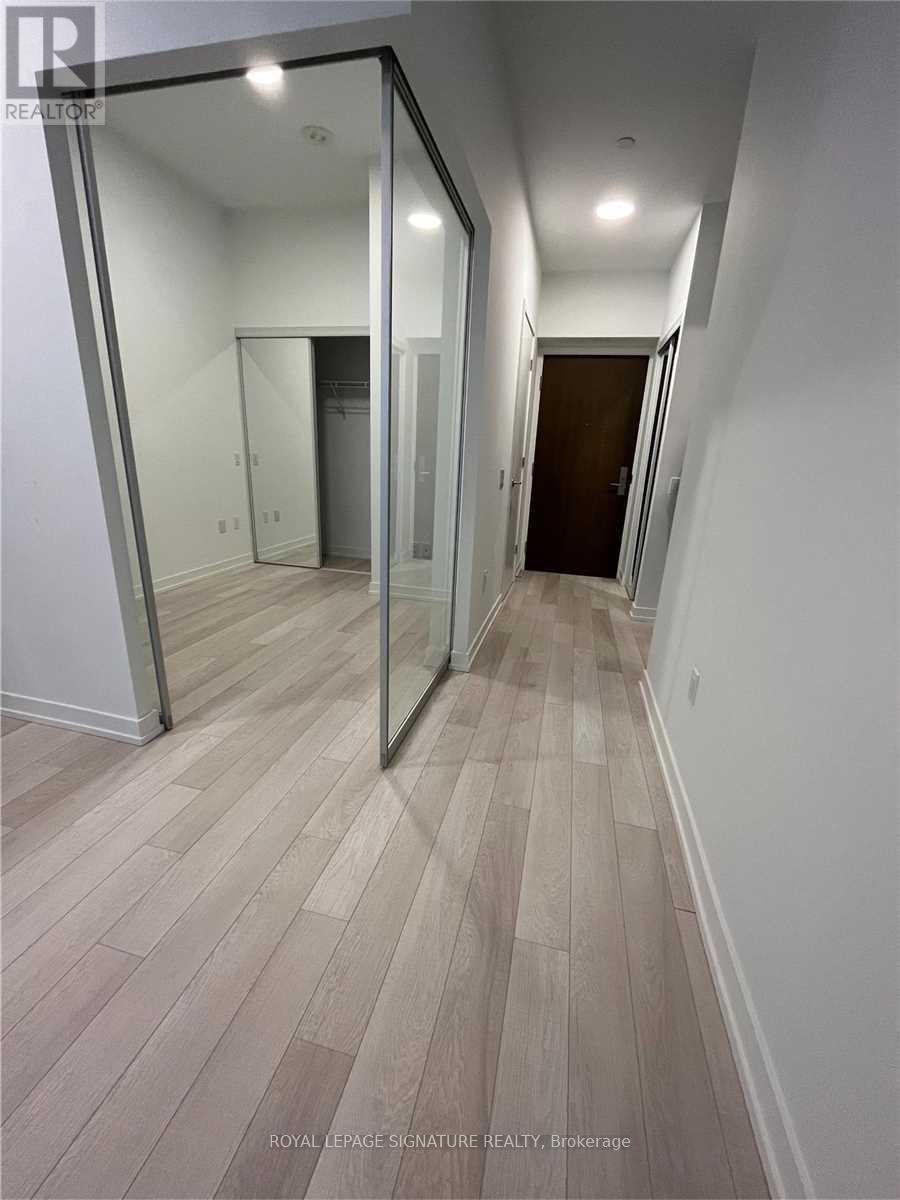 #308 39 ROEHAMPTON AVENUE - 11