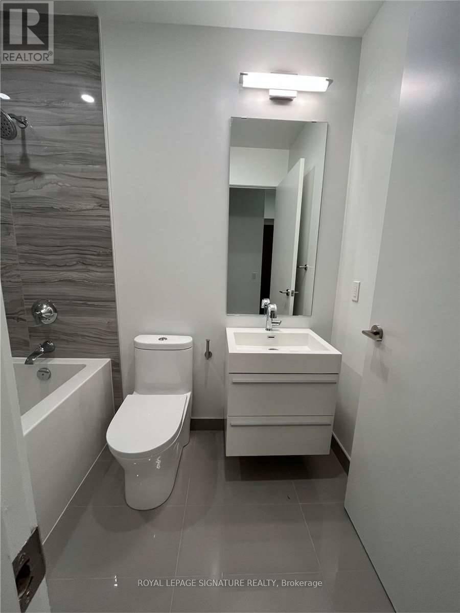 #308 39 ROEHAMPTON AVENUE - 14