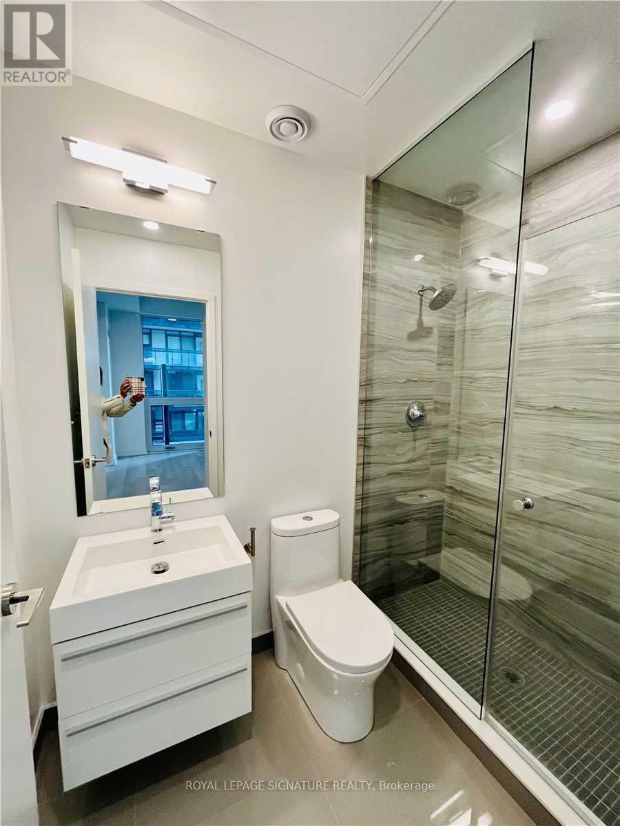 #308 39 ROEHAMPTON AVENUE - 6