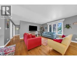 Foyer - 68 Wakefield Avenue, Leamington, ON N8H5J8 Photo 9