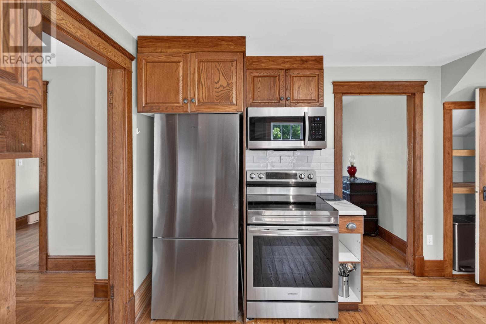 662-664 Long River Road - Image 13