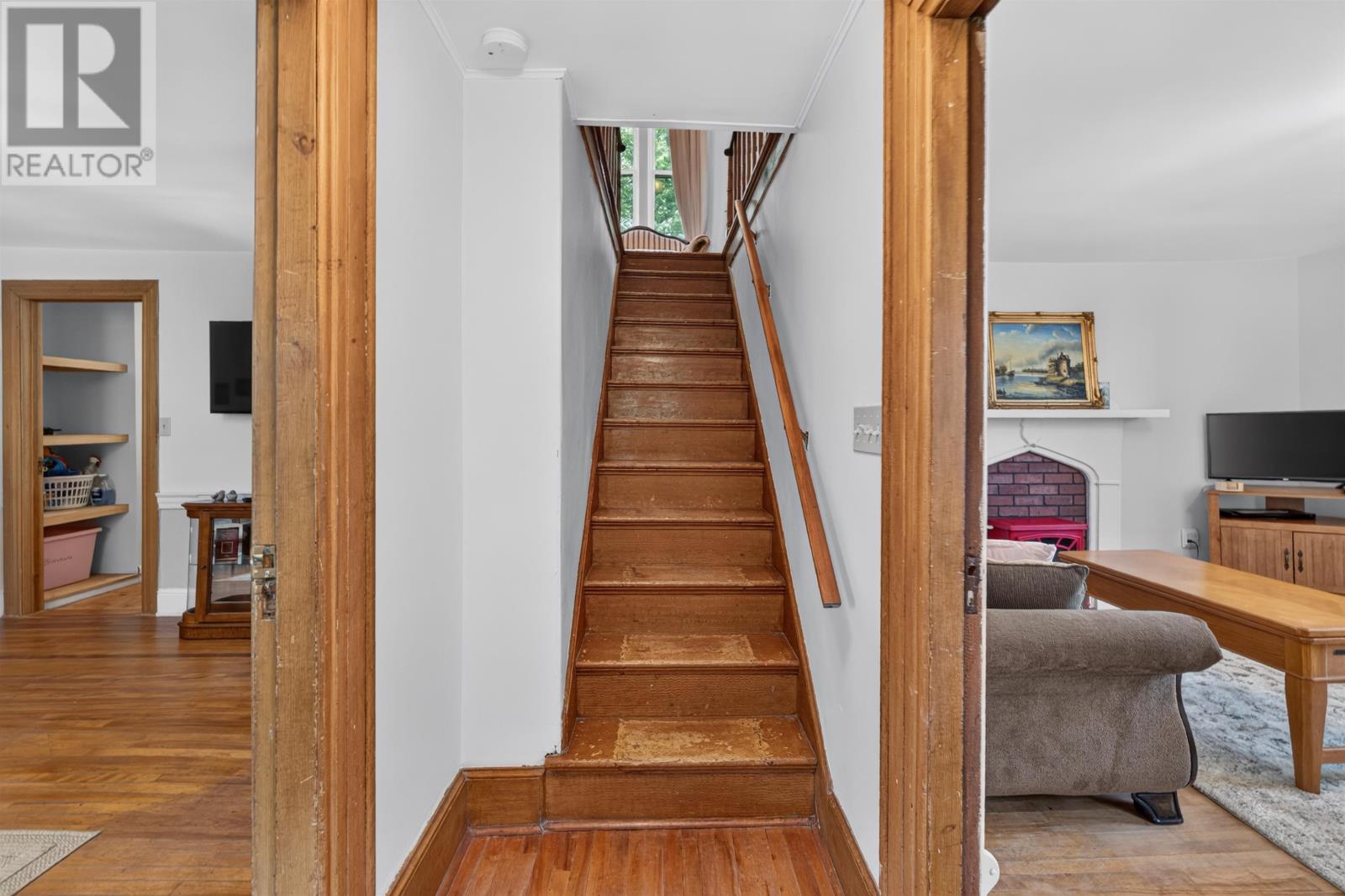 662-664 Long River Road - Image 36