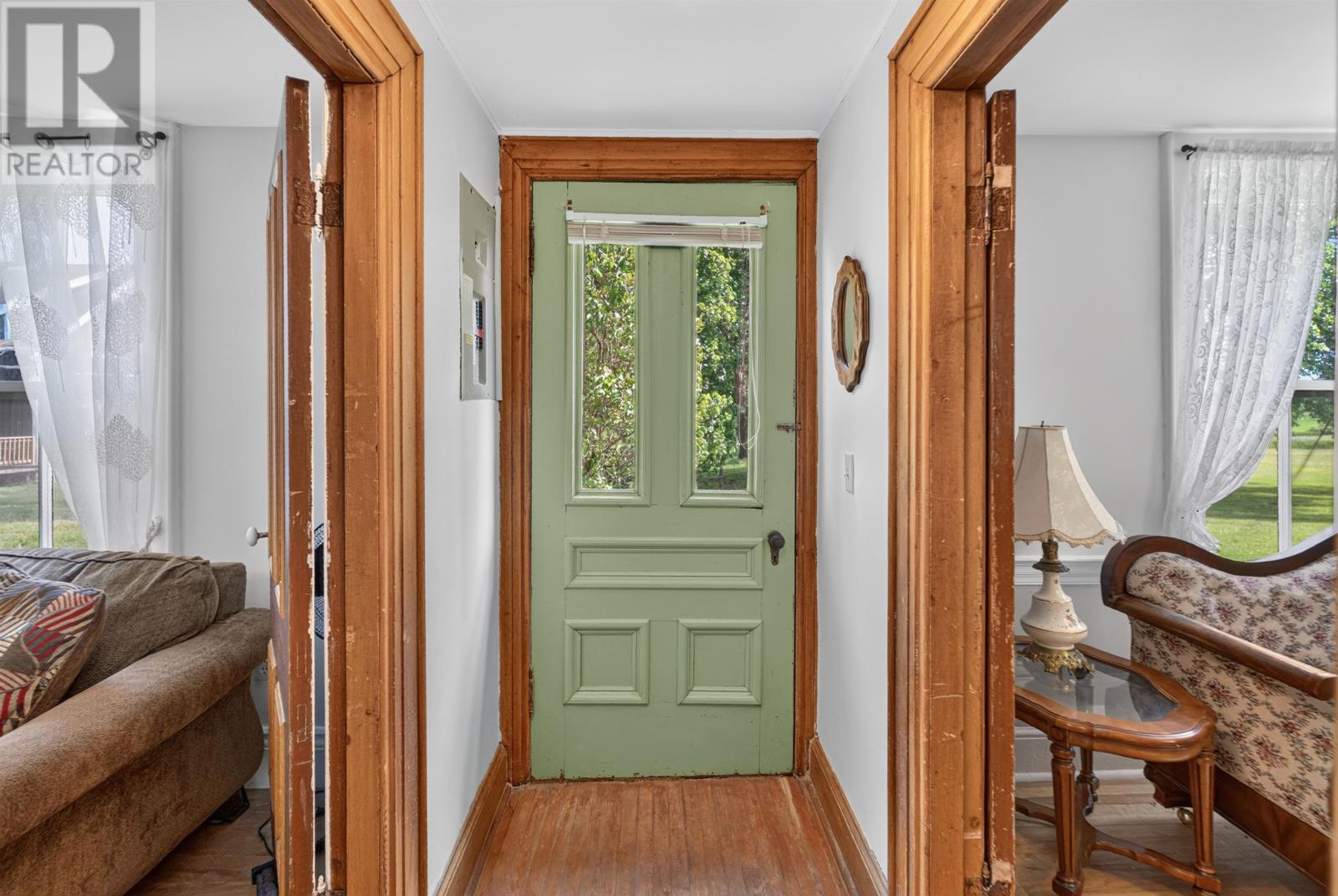 662-664 Long River Road - Image 33