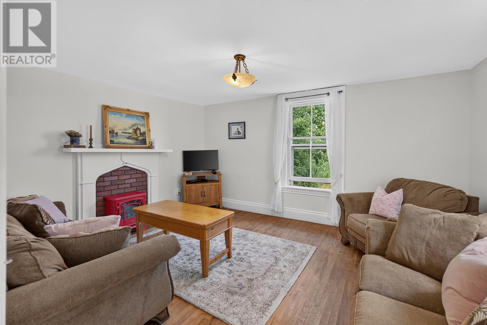 662-664 Long River Road - Image 35
