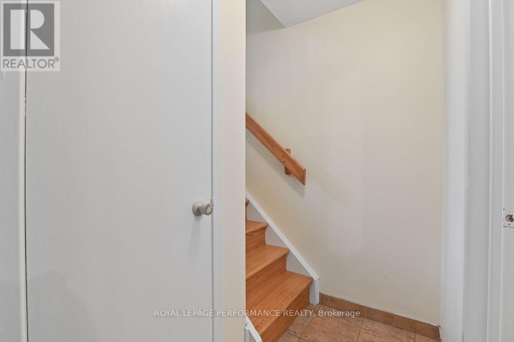 3 Bed, 2 Bath House for Sale in Ottawa – 9 – 402 MONTFORT STREET, Ottawa – MLS# X13722564 - Image 33