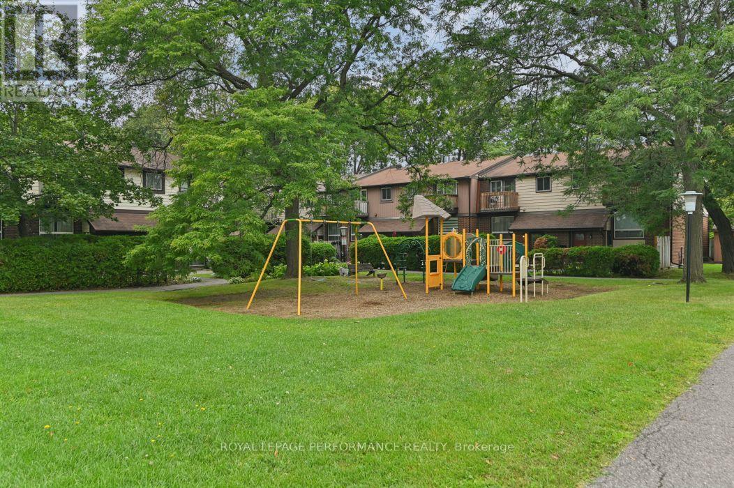3 Bed, 2 Bath House for Sale in Ottawa – 9 – 402 MONTFORT STREET, Ottawa – MLS# X13722564 - Image 38