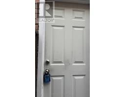 36 Chloe Crescent, Markham, ON L3S2H5 Photo 6