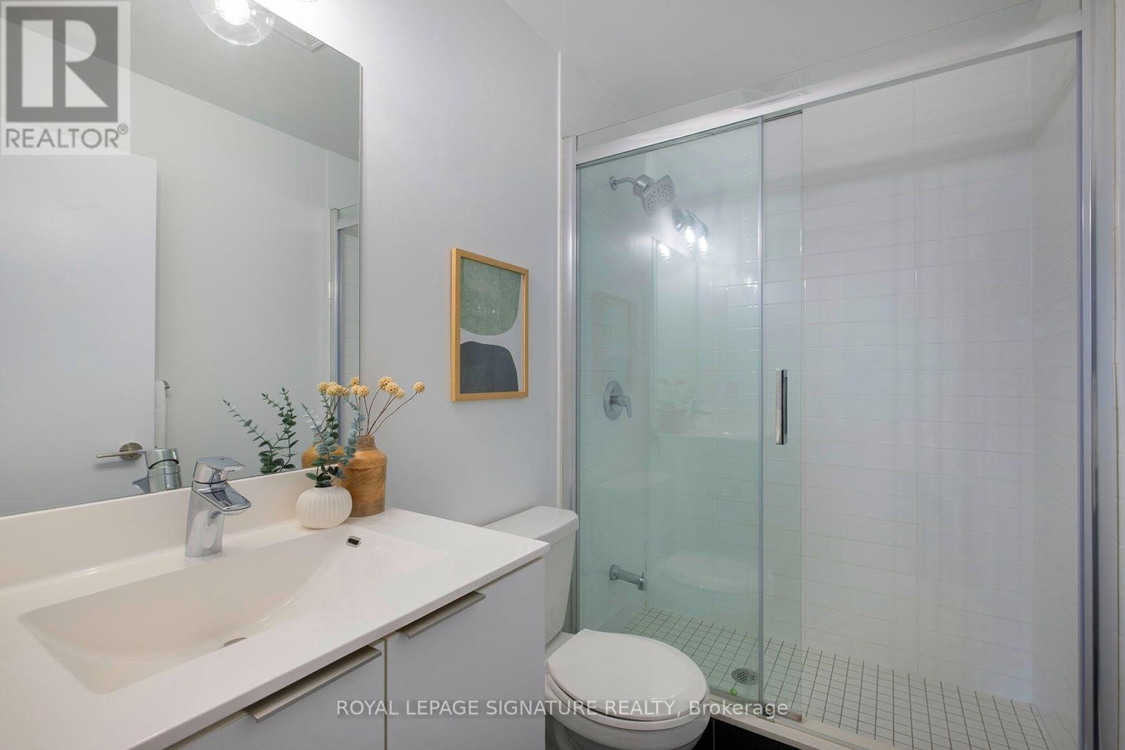 #230 30 SHORE BREEZE DRIVE - 15