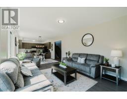 Family room - 6 Timber Drive, Cavan Monaghan, ON L0A1G0 Photo 12