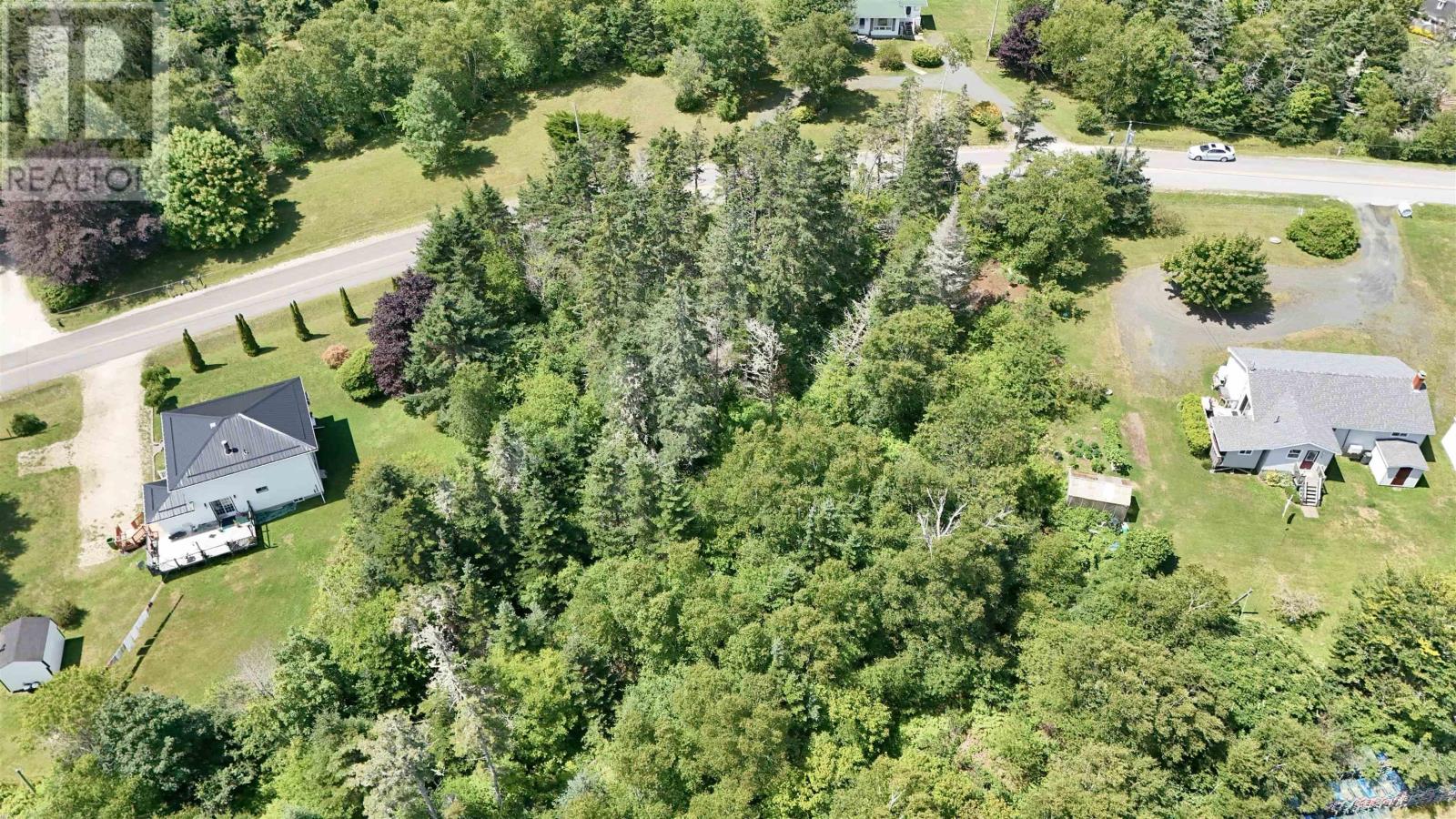 Property 7 of 10 of Lot Du Bas-De-L'ile Road