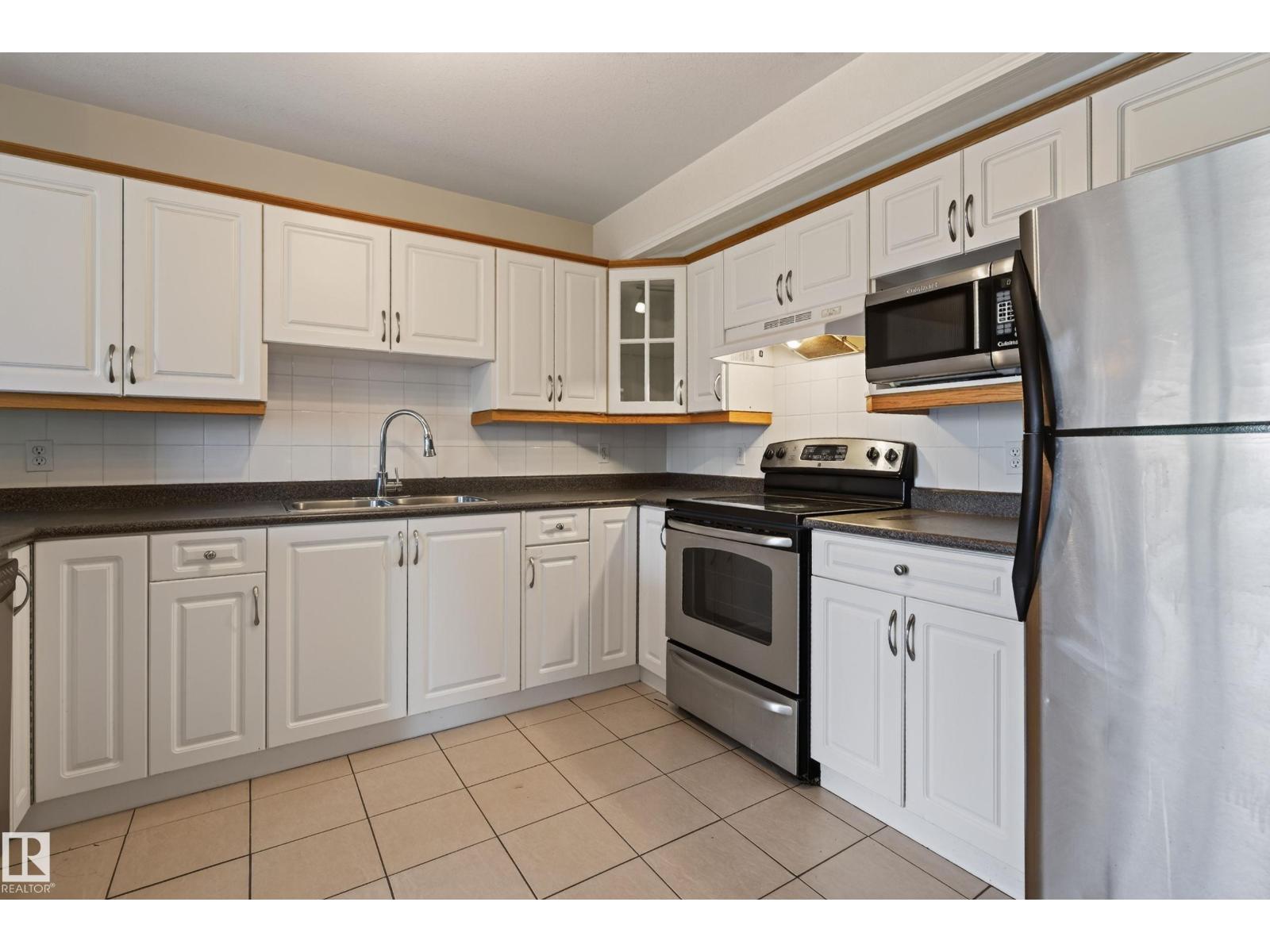 #3 2505 42 ST NW - 9
