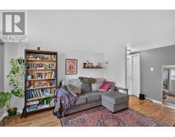 1 Holden Street thumbnail 36