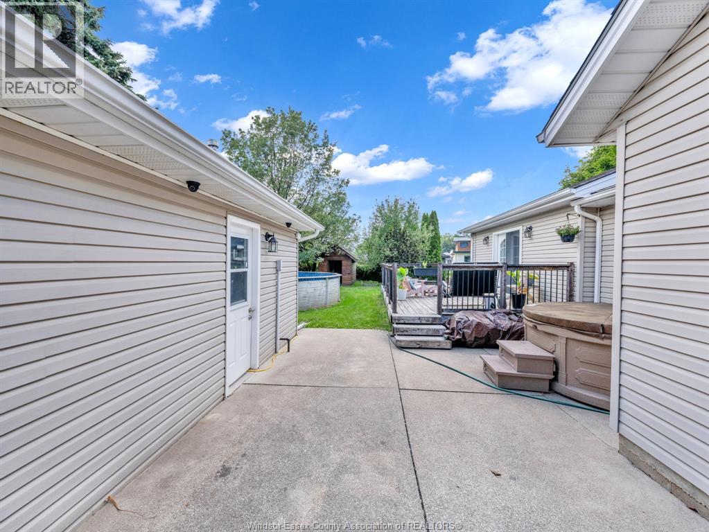 209 ST. ANDREWS - 33