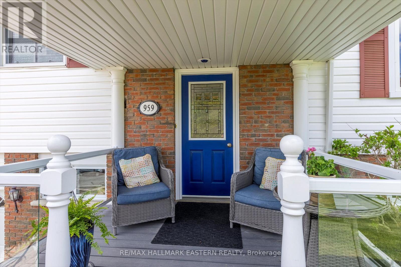 959 GOLFVIEW ROAD - 2