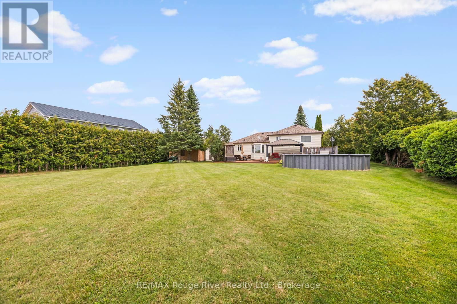 6 HAMILTON DRIVE - 36