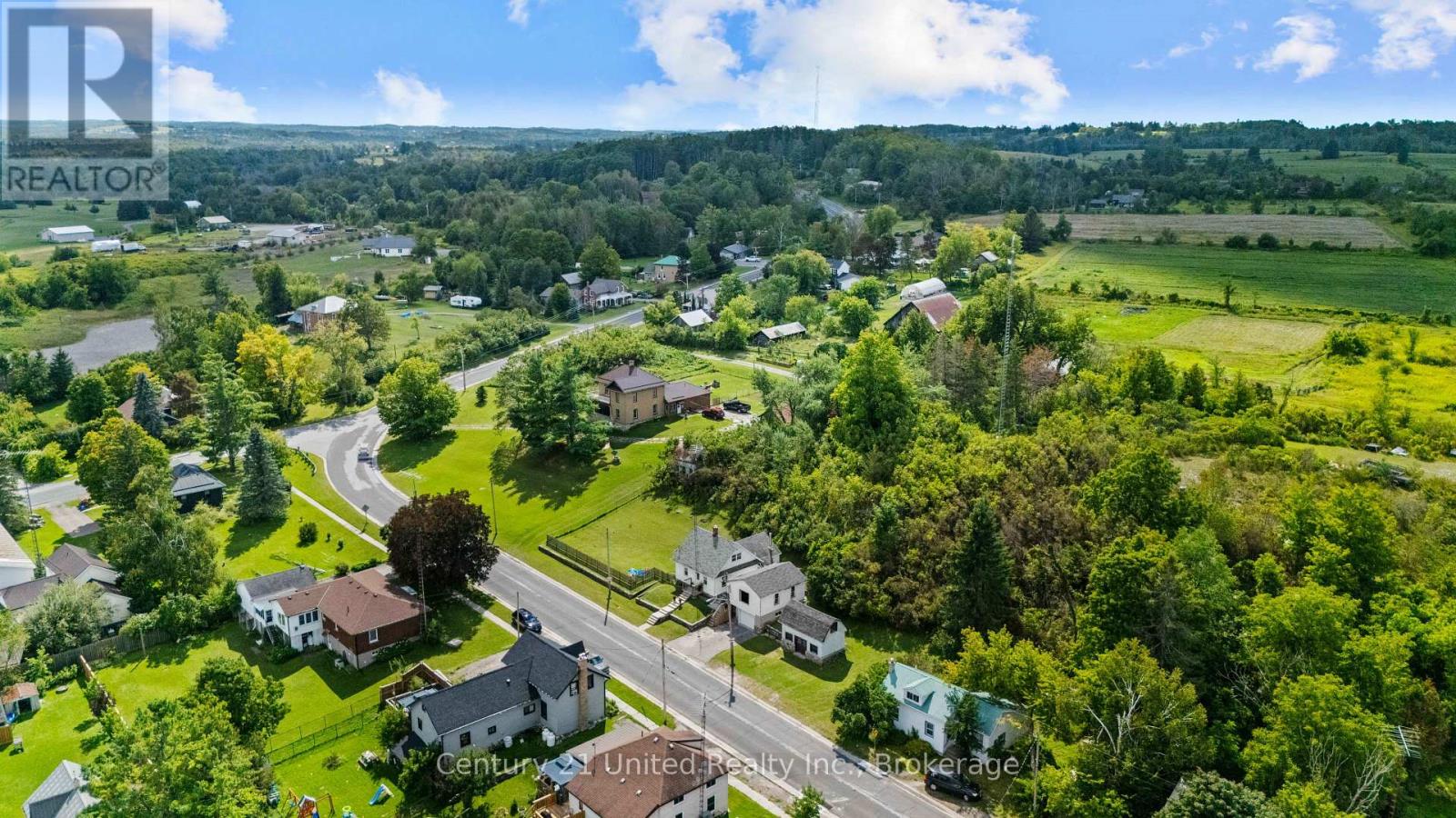 882 PETERBOROUGH STREET - Image 31