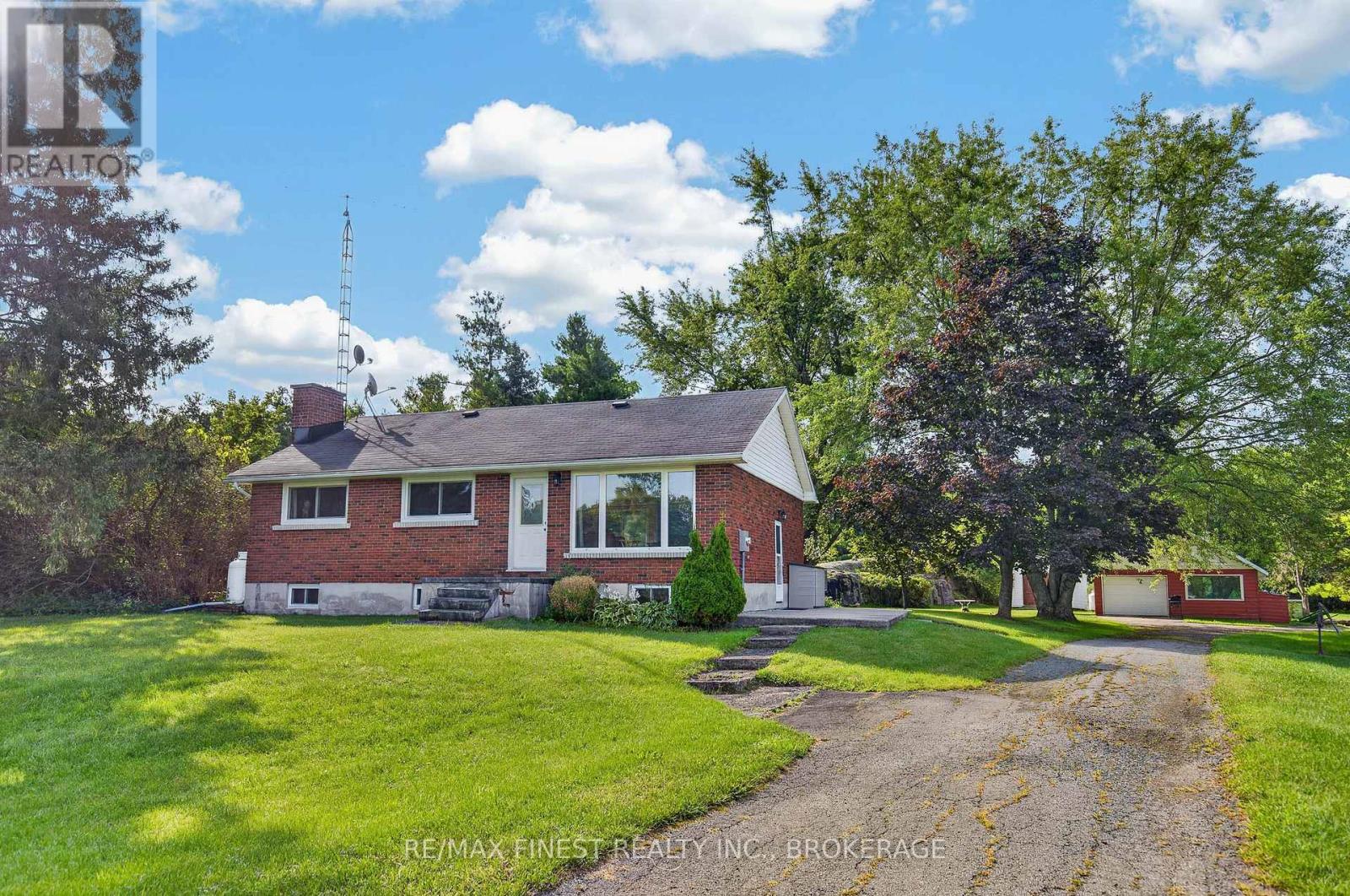513 COUNTY ROAD 2 - 2