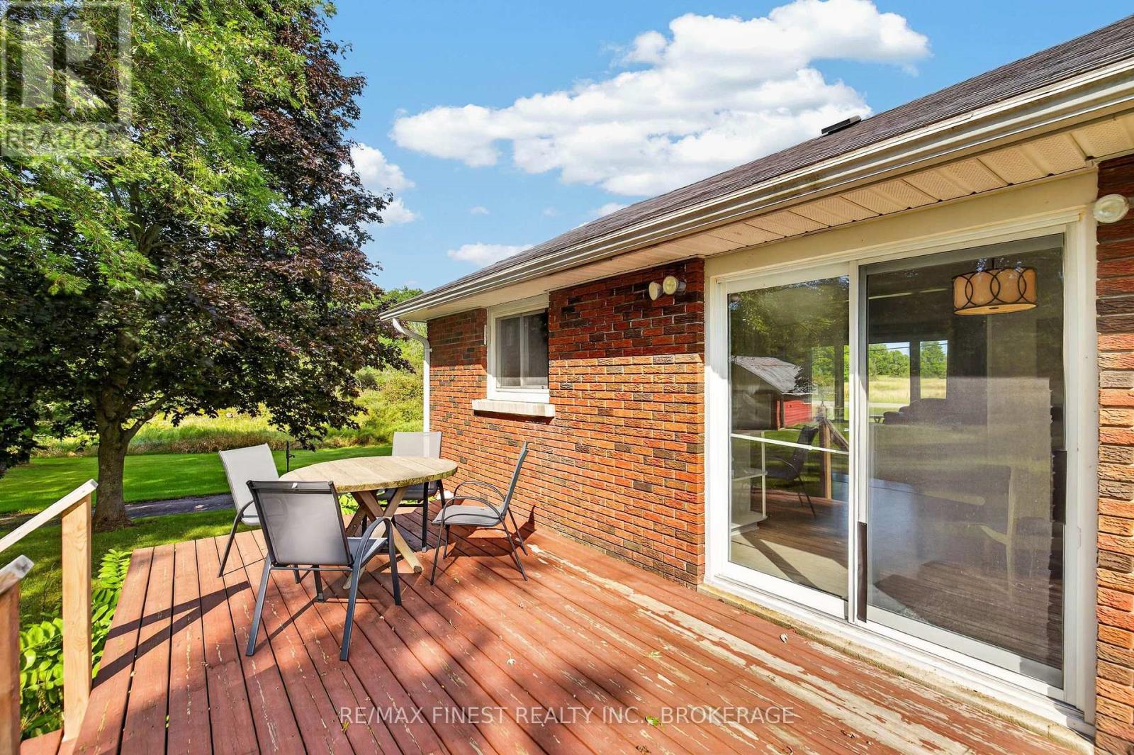 513 COUNTY ROAD 2 - 36