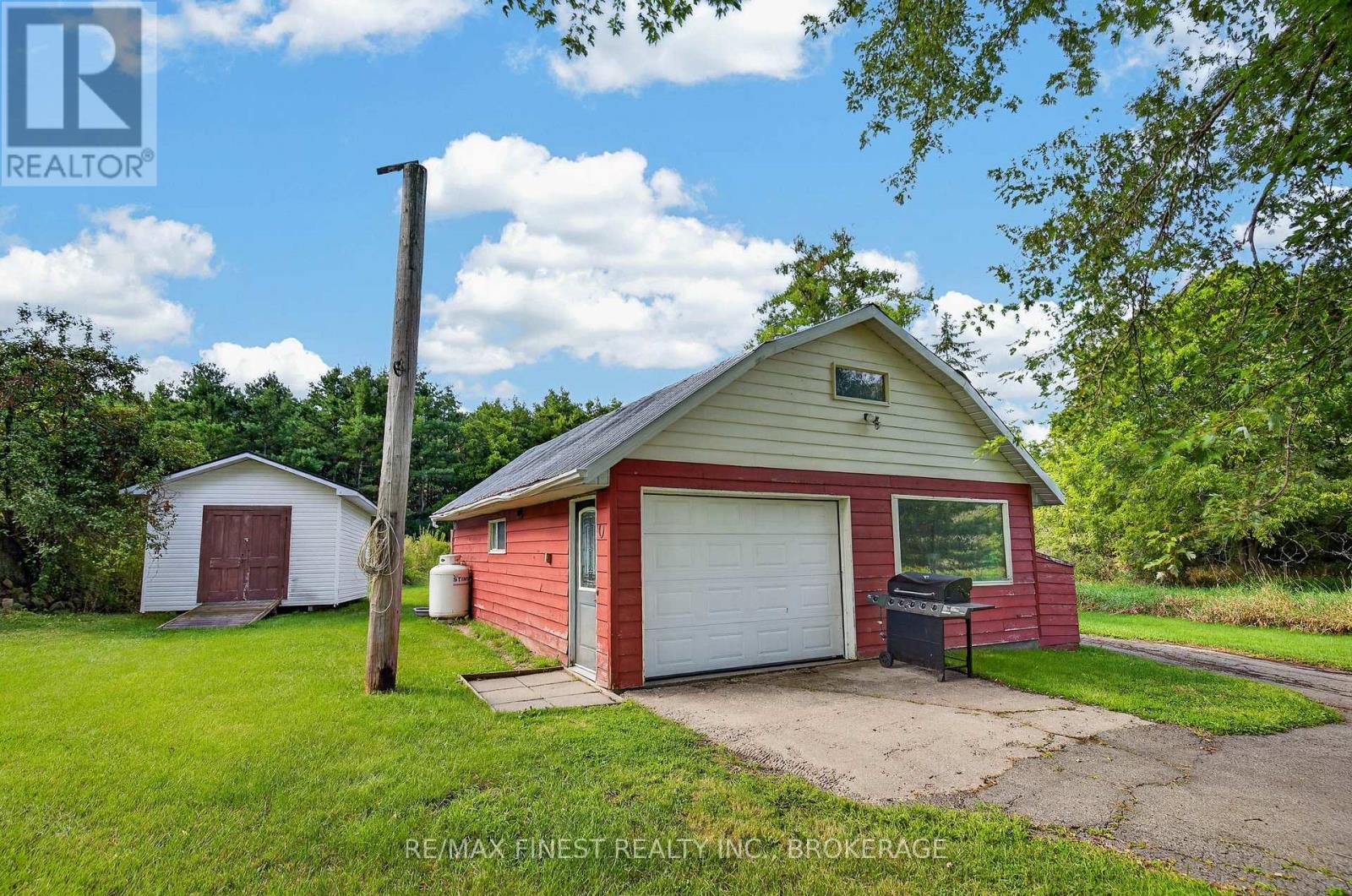 513 COUNTY ROAD 2 - Image 41