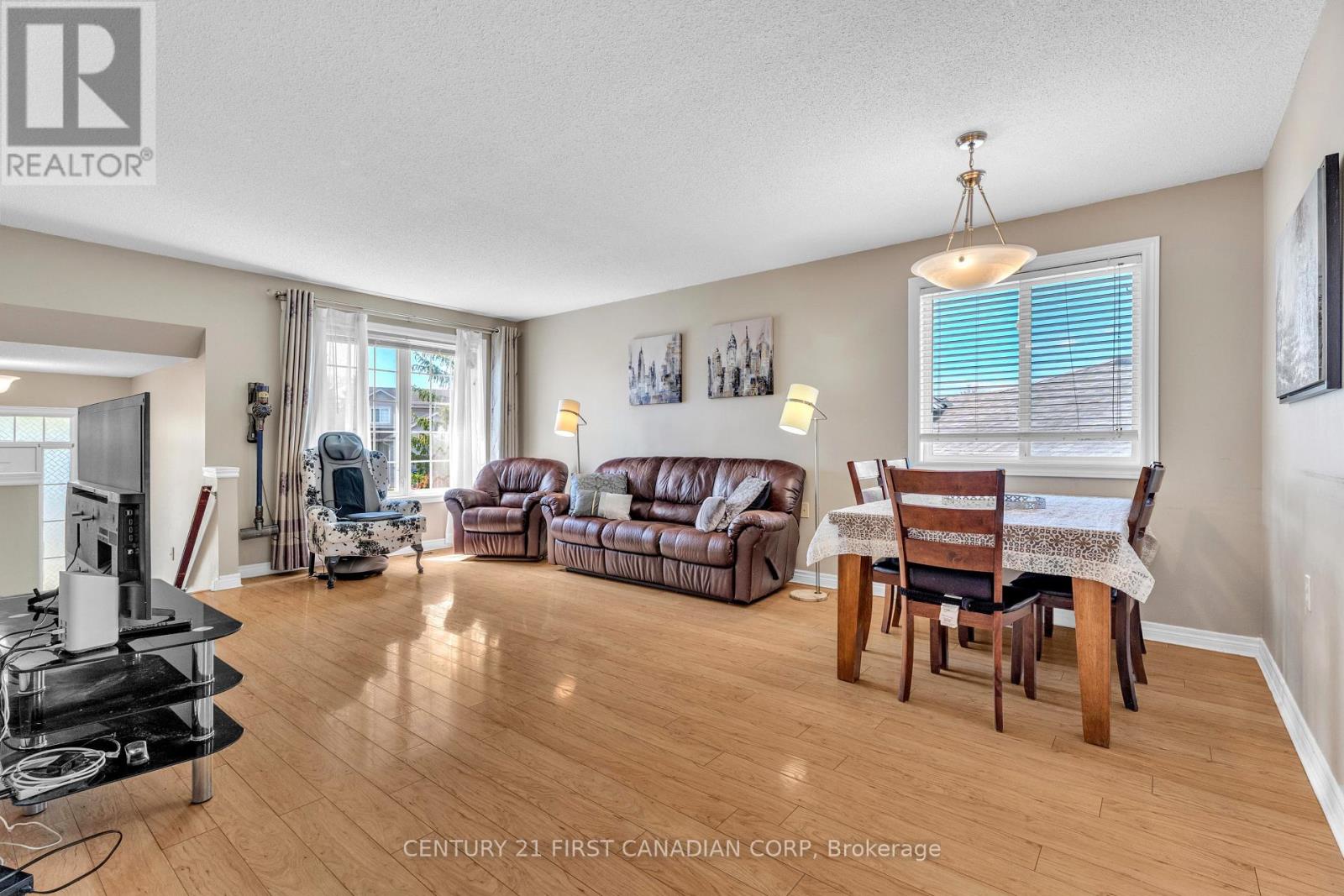 1761 DEVOS DRIVE - Image 11