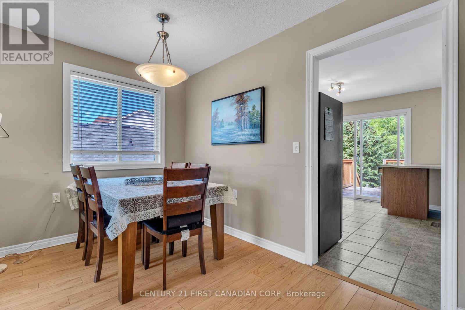 1761 DEVOS DRIVE - Image 12