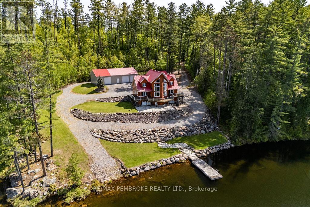 208 Red Fox Trail, Head, Clara and Maria, Ontario, K0J2K0, Head, Clara and Maria, Ontario — photo 2 of 5