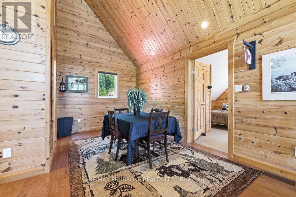 208 RED FOX TRAIL - Image 28